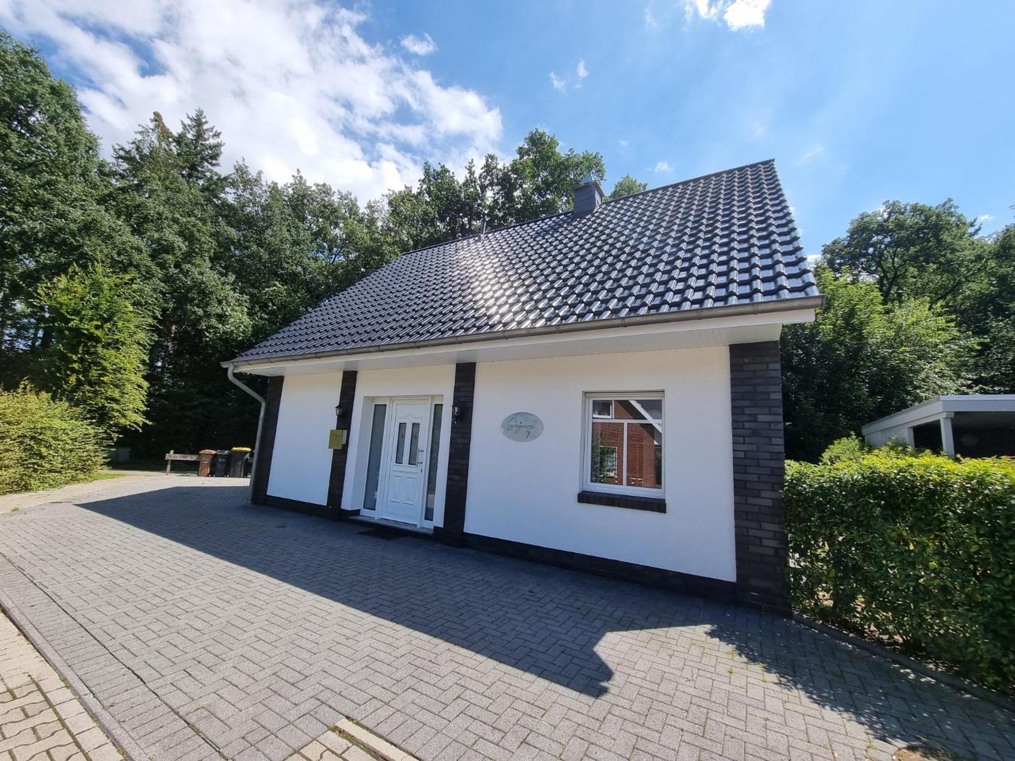 Ferienhaus Seejuwel Friesoythe Esterno foto